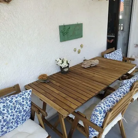 Hébergement de vacances The Painted Stones Summer House *